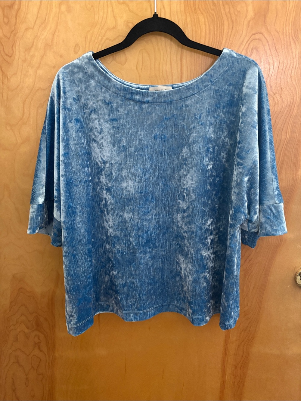 Crushed Velvet Short Sleeve Top - Blue